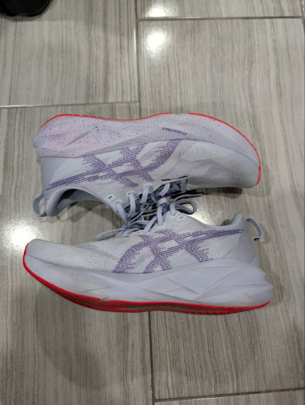 Asics Novablast 5 Tokyo Edition Sz 10.5
